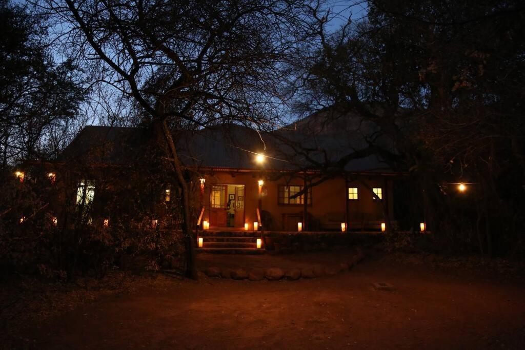 타바짐비 Waterberg Hideaway 빌라 외부 사진